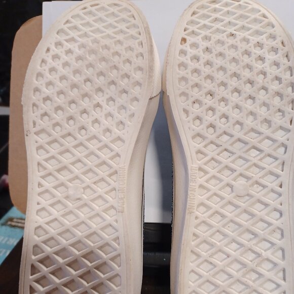 Off We Go® Blue & Silver GLITTER Slip-On Sneakers Walking Shoes - sz 8.5 (41) - Picture 5 of 10